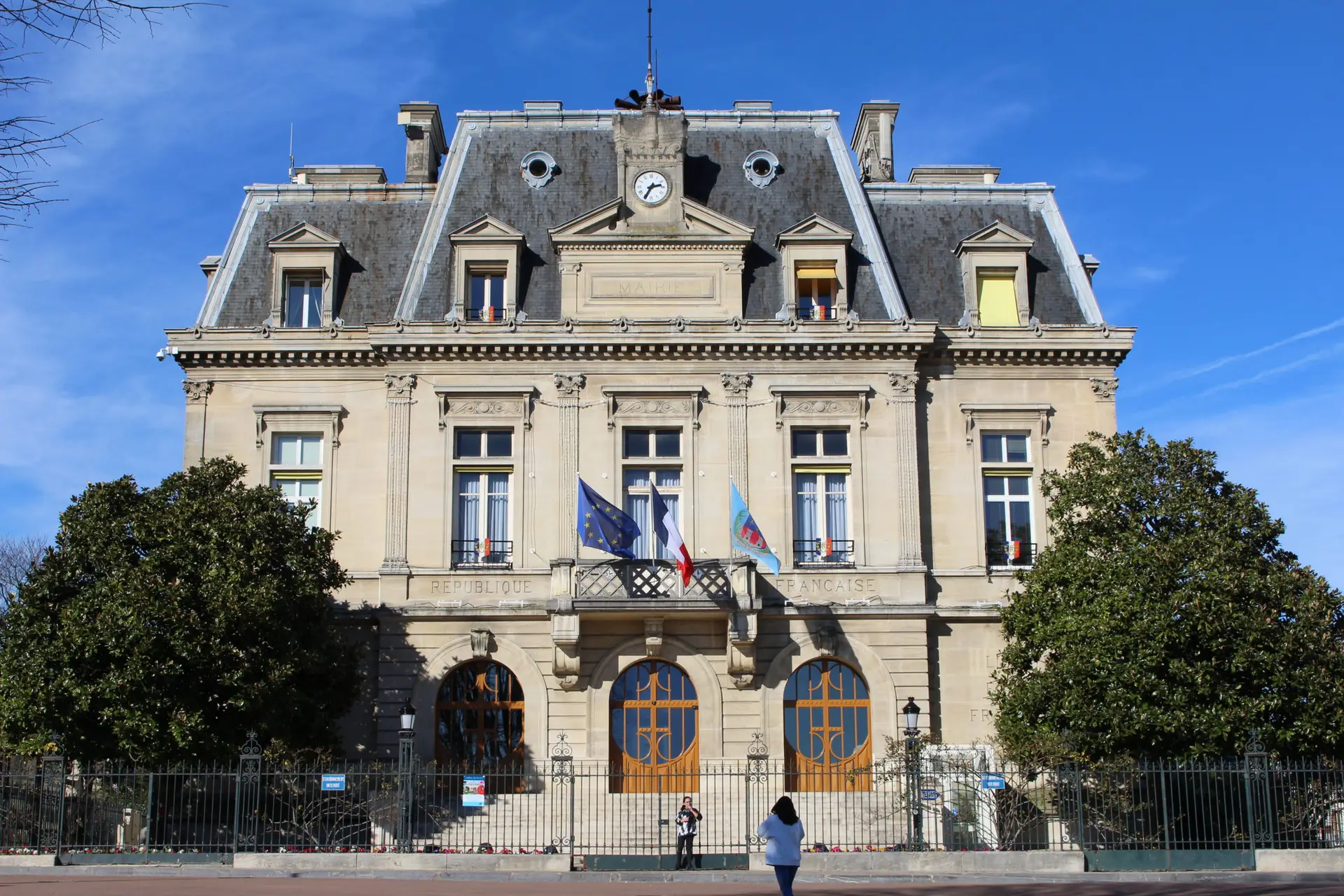 Façade de la mairie de Nogent-sur-Marne
